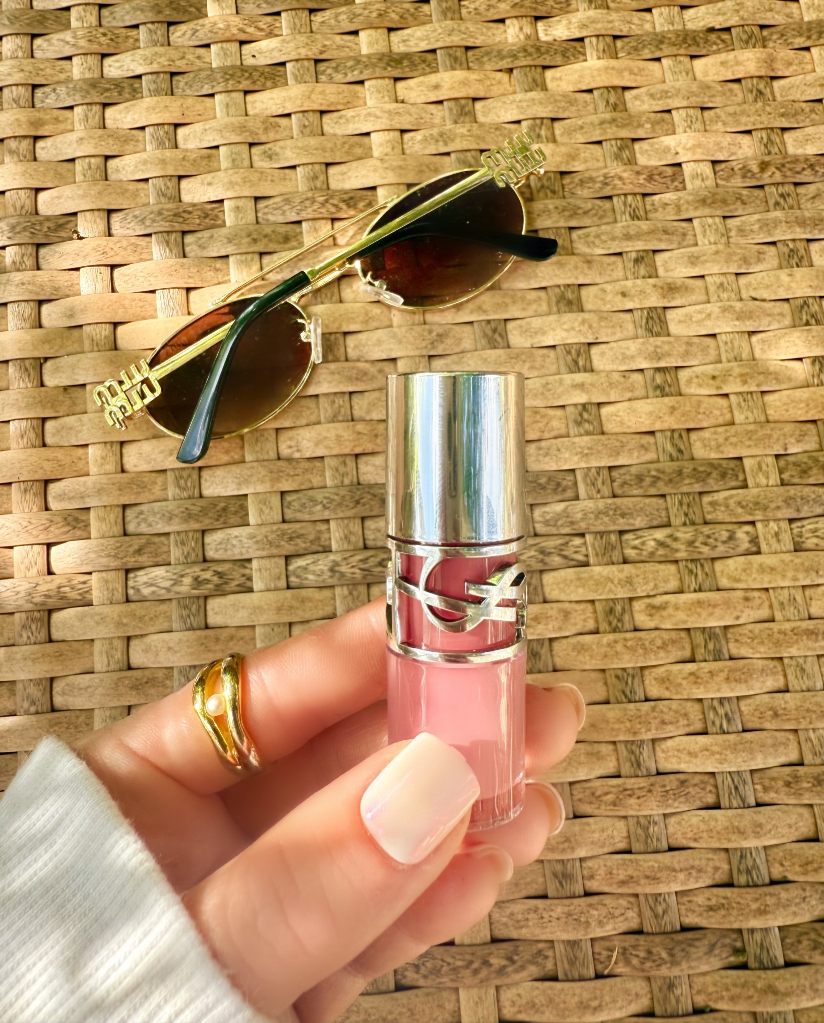 YSL Lip plump, lip plumper 

#LTKFindsUnder50 #LTKBeauty #LTKSummerEdit