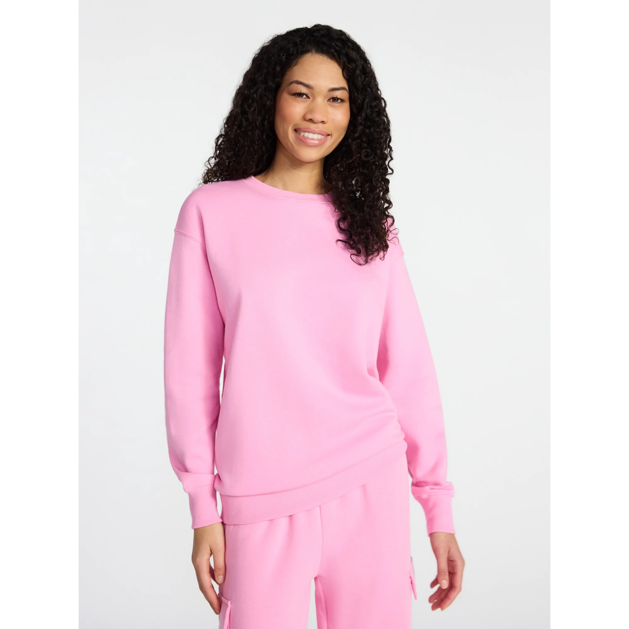 No Boundaries Fleece Oversized Sweatshirt with Long Sleeves, Women’s Sizes XXS-4X | Walmart (US)