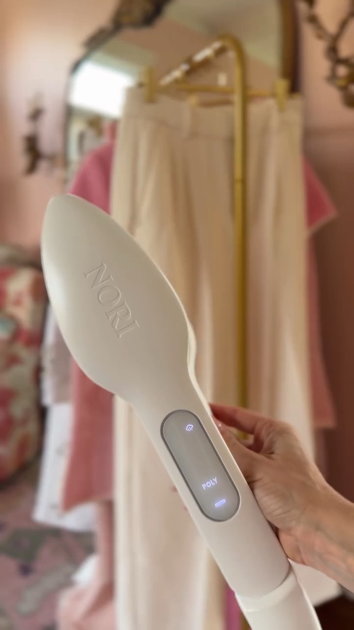 The feminine urge to flat iron your hair… and then realize your outfit needs the same treatment ✨

Luckily, I made like Hannah Montana and found the best of both worlds with @meetnori viral handheld steam iron, just in time for Amazon’s Big Spring Sale 🛍️✨

Meet the handheld hero that’s saving your latest fit check. No ironing board, no drama, no wrinkled dresses ruining the vibe.

Because looking polished should feel effortless… even when it’s a little extra behind the scenes 🎀

Wrinkles? We don’t know her.