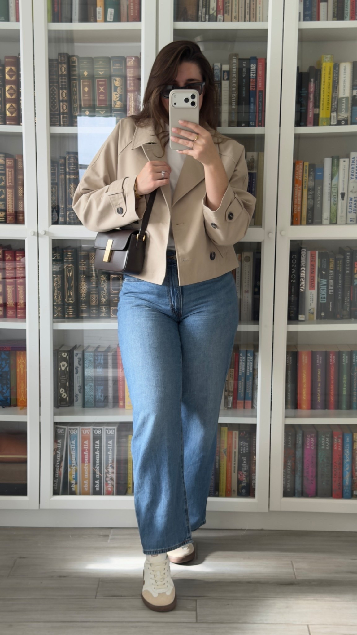 Look du Jour 🤎

Details: 
Trench: @velvetheart (from last year, linked similar options below)
Tee: COS
Denim: @levi, these are now on sale for around $50! I love how light they are for this time of year since they are a linen blend!
Shoes: Veja (found these at @Anthropologie, I did my EU size 37 (here it’s not a typical 7, it’s the 6/6.5)
Purse: @ATELIERS AUGUSTE 

With Amour,
M.


#LTKootd #LTKdayinmylife #LTKgrwm