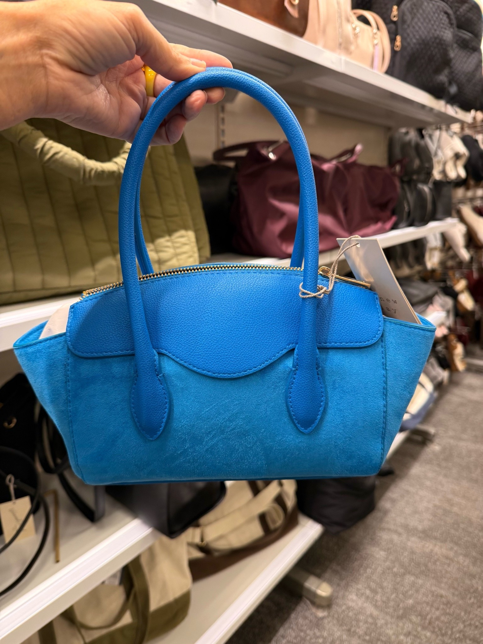 Add this bag for the perfect pop of color to any outfit.
@Target

#LTKootd #LTKTravel #LTKBeauty
