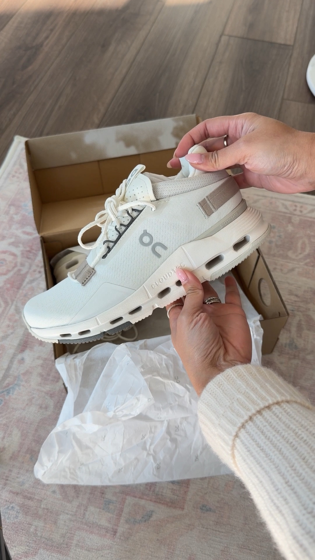 Sneakers size 6.5 TTS 

#LTKActive #LTKootd #LTKPetite