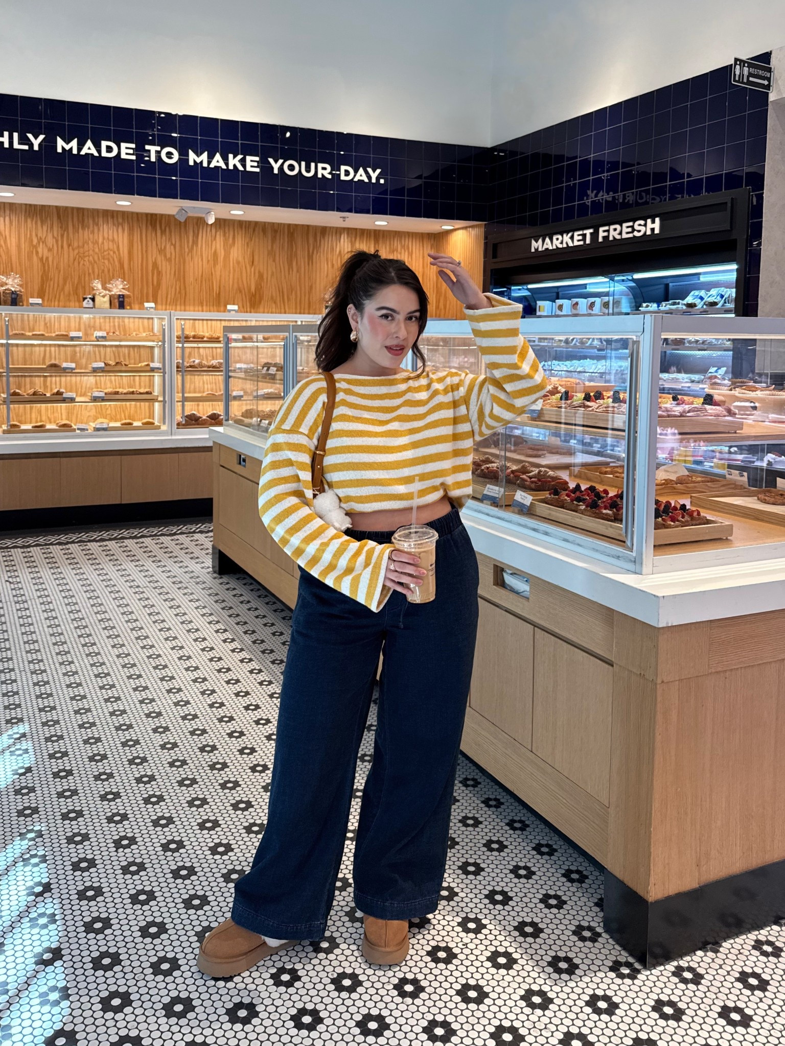 Southern California winter outfit 🫶🏻 perfect for a coffee with a friend (wearing a size medium in these pants as they come roomy) 

#LTKMidsize #LTKgrwm #LTKdayinmylife