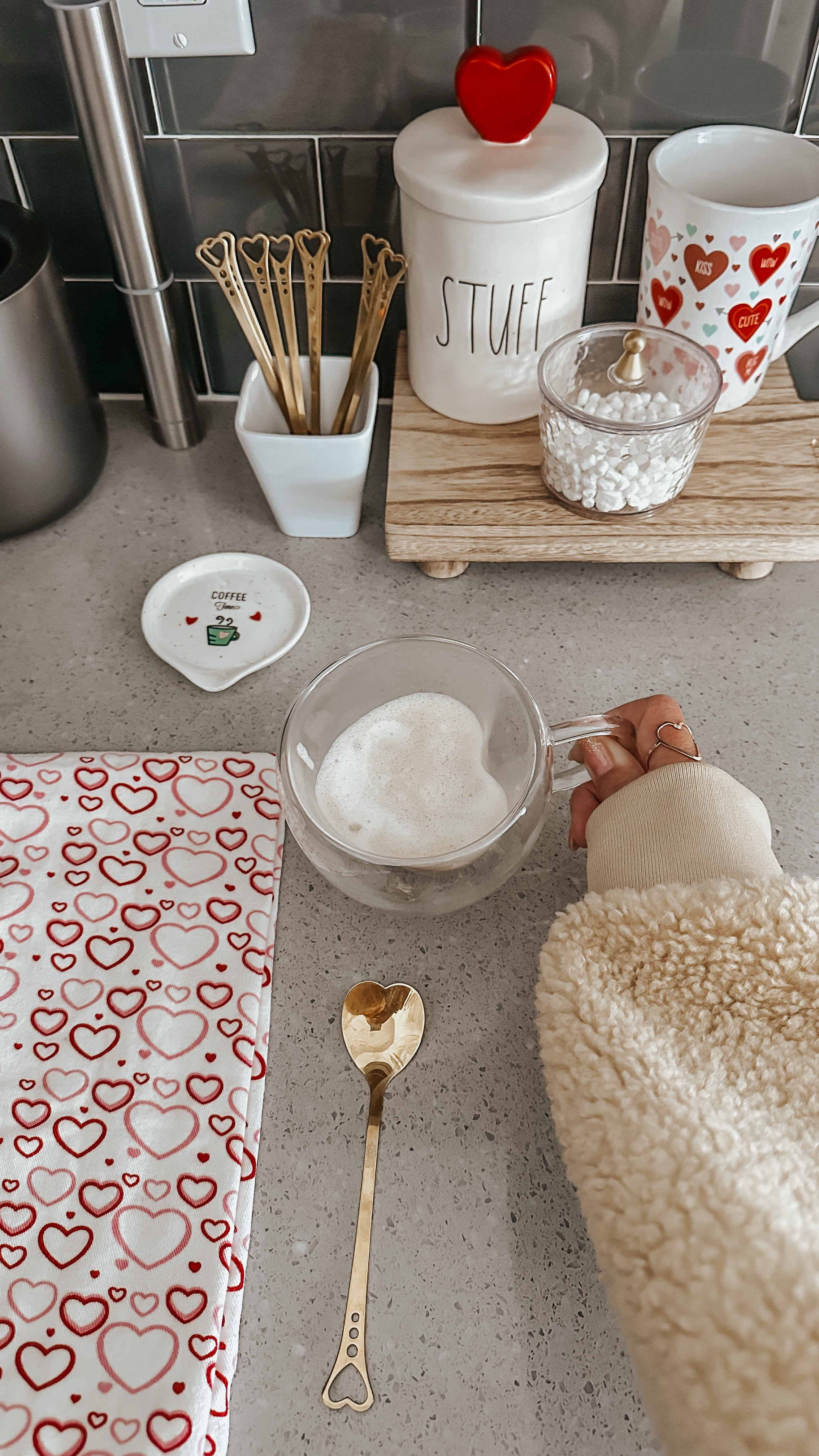 The most prettiest 🤍🤍

#LTKWatchNow #LTKSeasonal #LTKHome