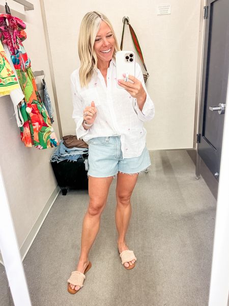 Love these frame jean shorts with this palm tree button down shirt and sandals. Size XS top and 26 shorts. Denim shorts cutoffs 


#LTKStyleTip #LTKSeasonal #LTKOver40