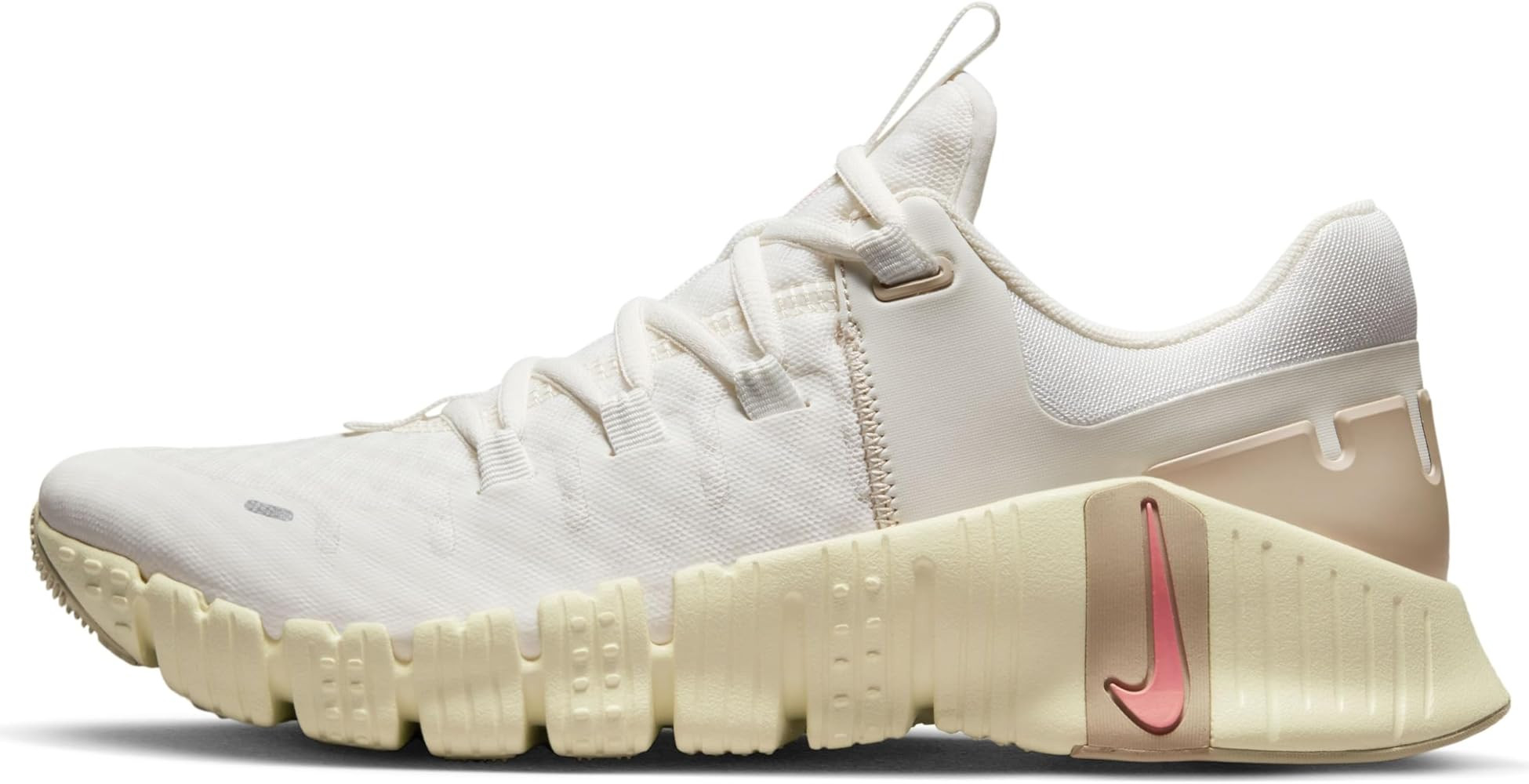 Nike Women's Sneaker, 0 | Amazon (US)