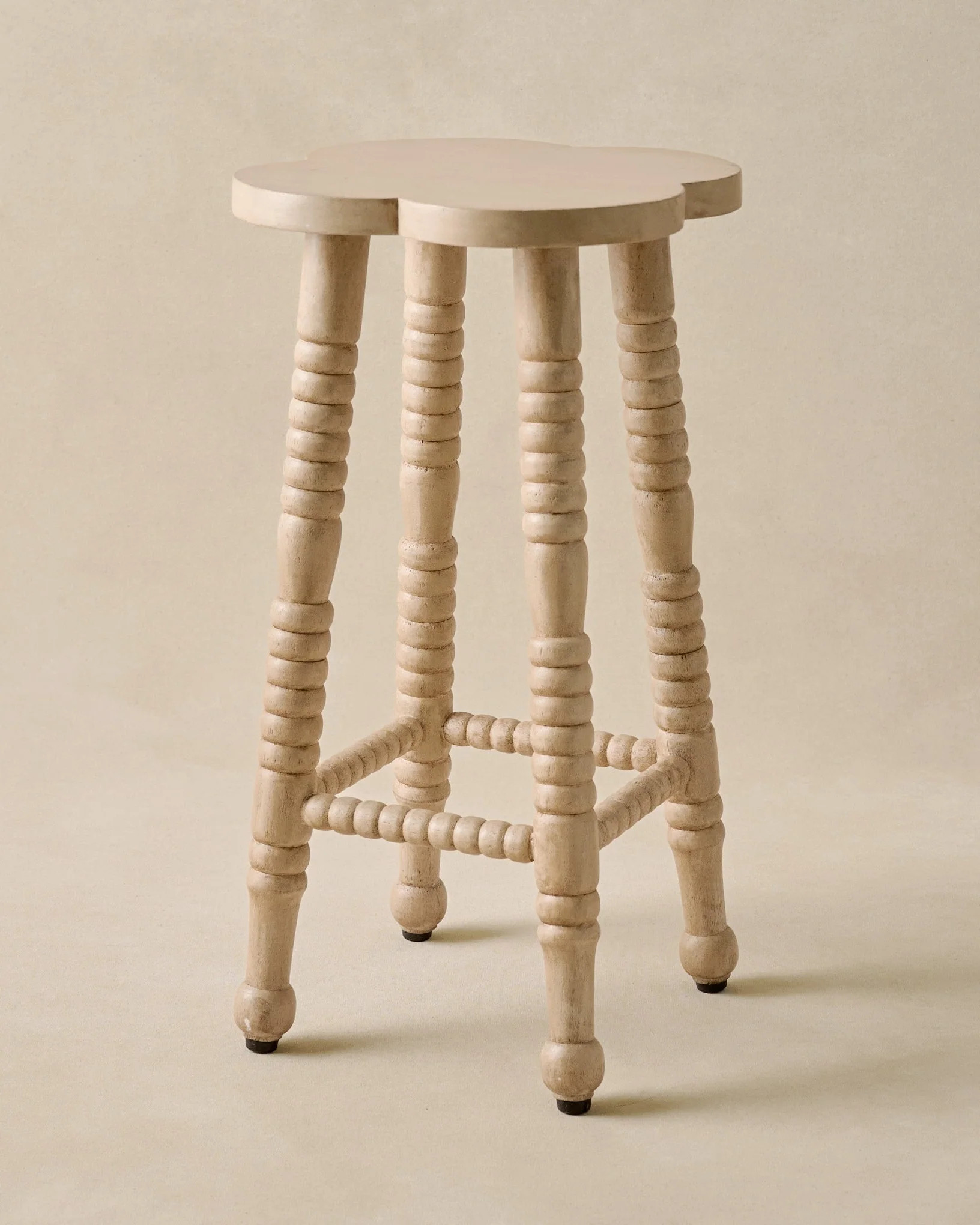 Jude Counter Stool | Magnolia