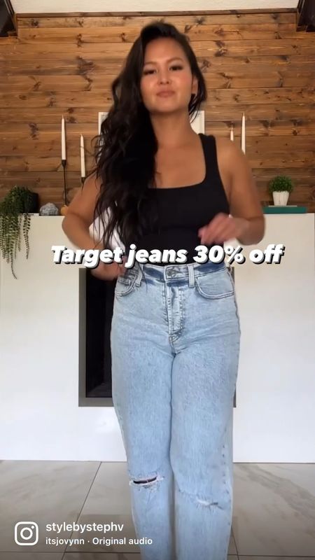 Target high rise straight leg jeans 30% off right now. It’s under $20! 

#LTKstyletip #LTKunder50 #LTKsalealert