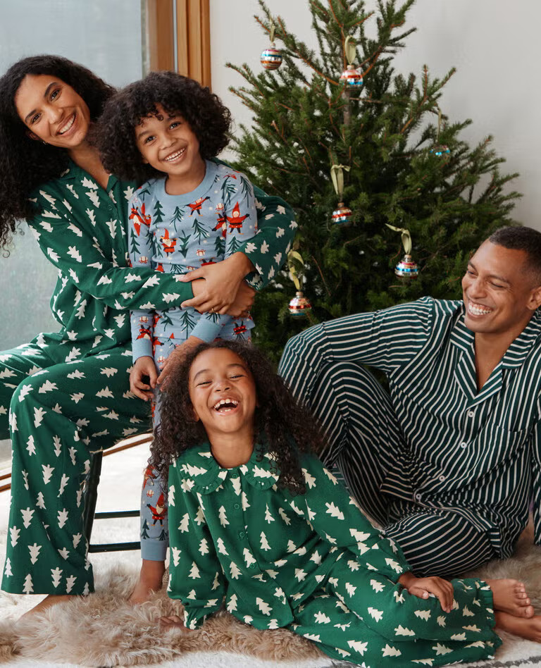Holiday Happy Trees Matching Family Pajamas | Hanna Andersson
