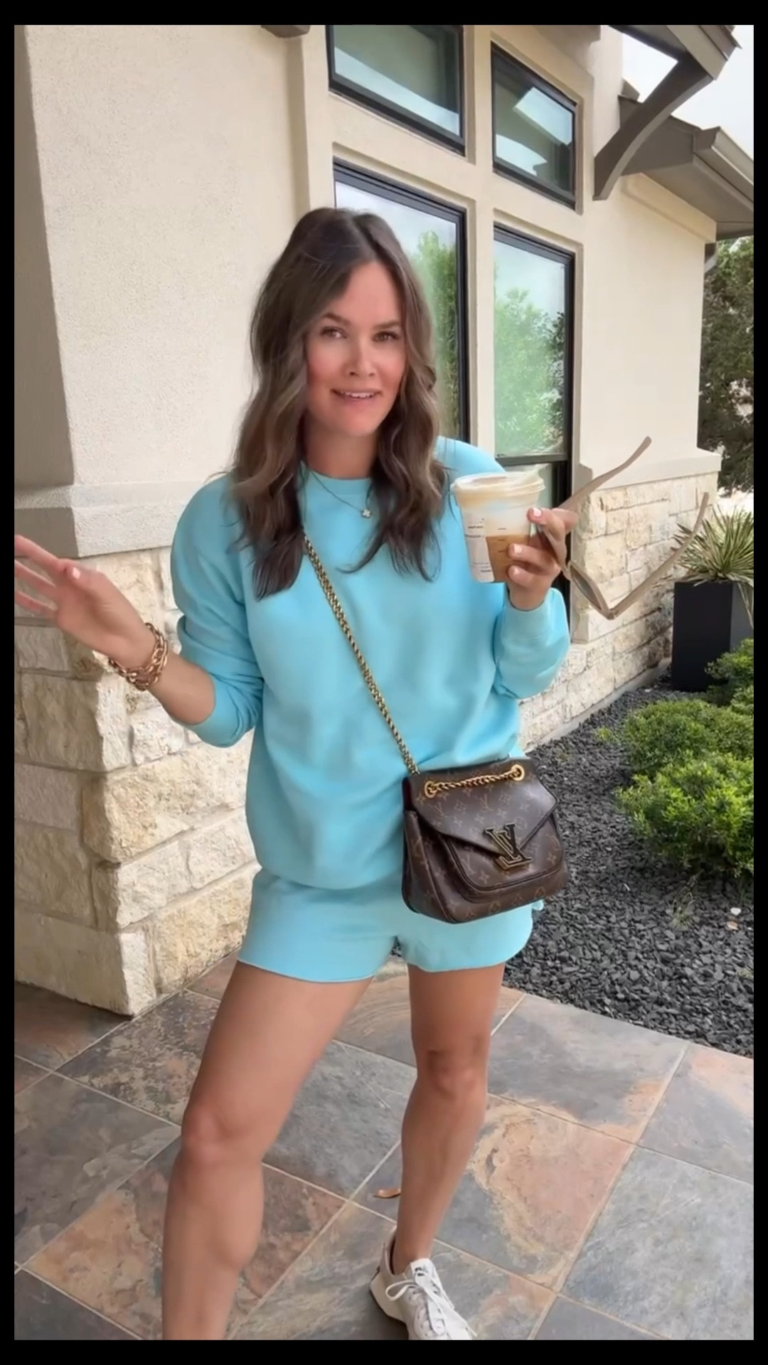 This blue set is SO good 💙 looks way more expensive than it is. Super soft, flattering, and the hidden drawstring is everything. Easy for beach days, errands, or lounging

#LTKdayinmylife #LTKootd #LTKmomlife