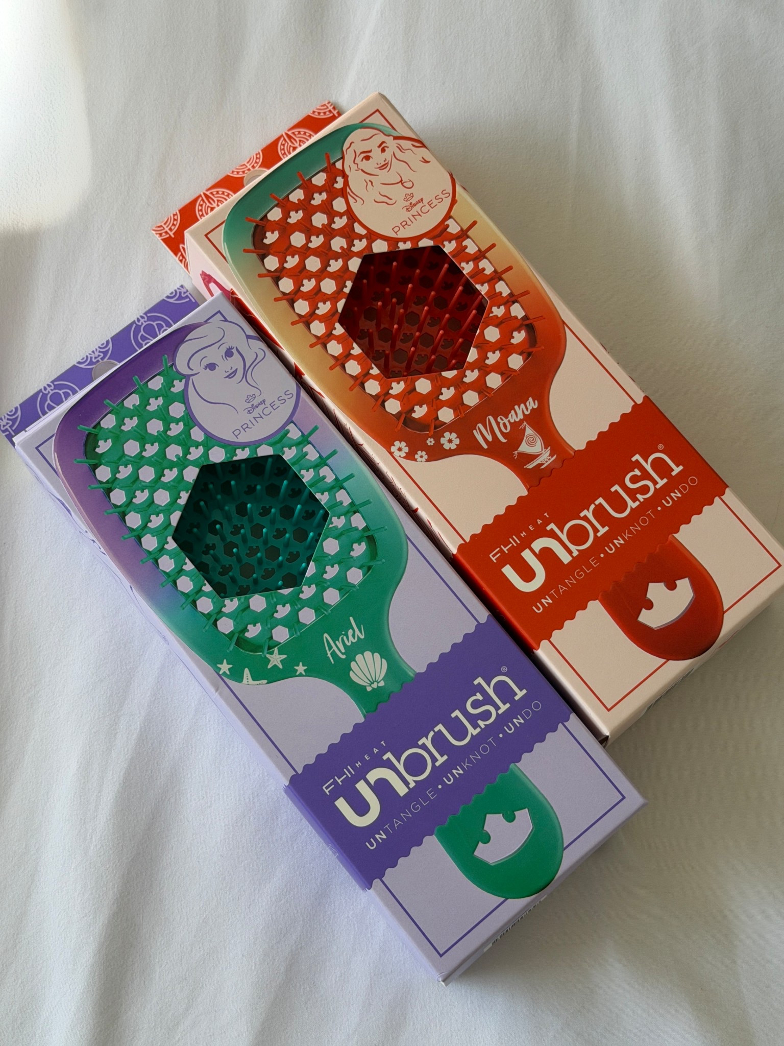 So excited to try the princess Unbrush collection from Fhi heat! 

Ig: @jkyinthesky

#amazon #fhiheat #unbrush #disneystyle #disneyprincess #disneyprincesses #disneyaccessories #disneybeauty #beauty #beautyessentials #gifted #hair #hairaccessories #hairessentials 

#LTKselfcare #LTKHome #LTKgrwm