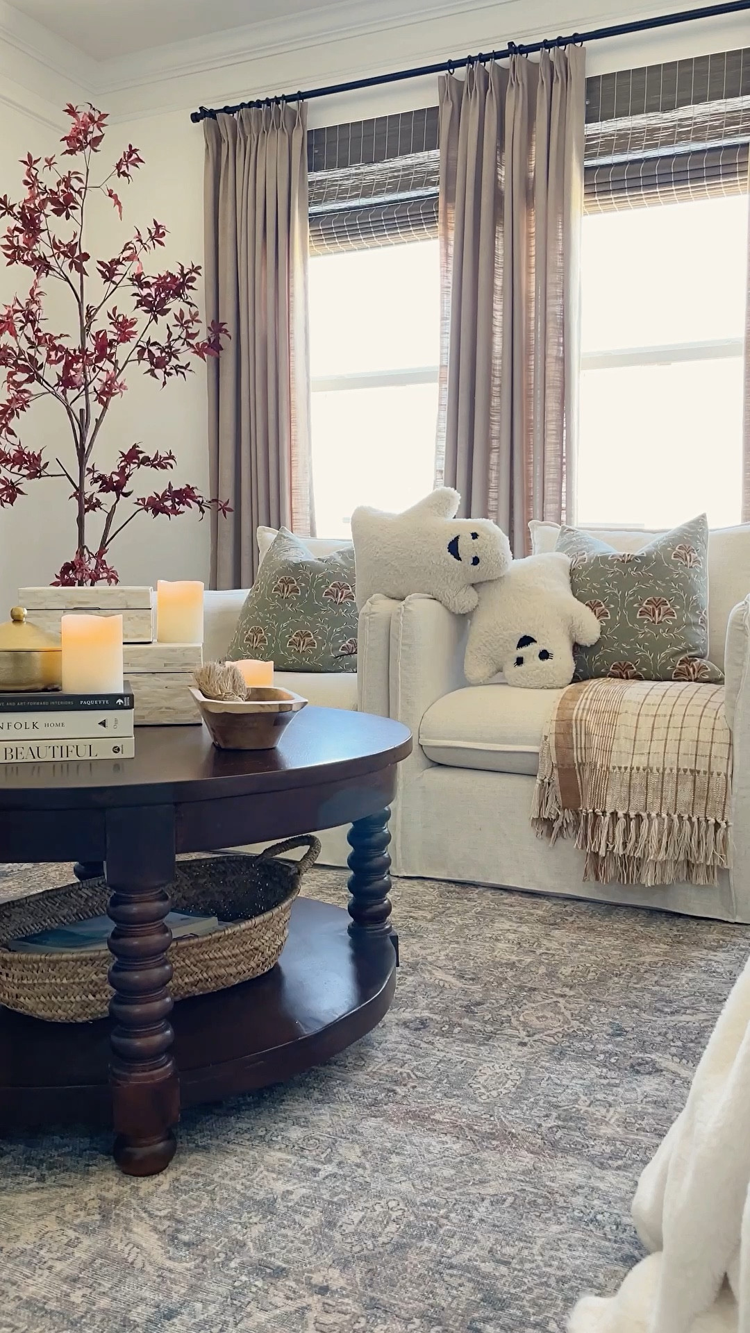 Tiktok viral homegoods novogratz ghost pillow set dupes 👻 gus the ghost, ghost shaped pillow

#LTKSeasonal #LTKhome #LTKBacktoSchool
