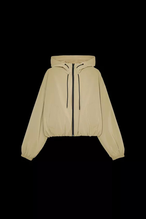 HOODED SHORT RUBBERIZED JACKET | Zara US
