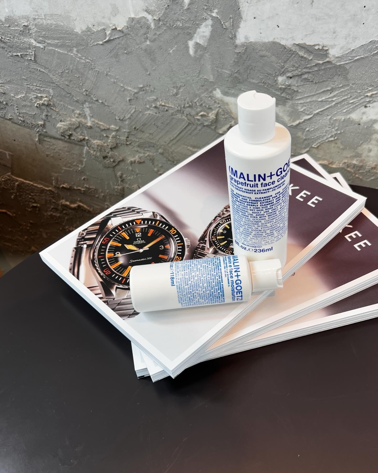 ⚡️M A L I N & G O E T Z ⚡️

The grapefruit face cleanser and vitamin e face moisturizer took me by surprise! The cleanser is gentle with a very mild uplifting scent. It cleans well and leaves my skin feeling refreshed. I did not experience any dryness, itchiness, or irritation after leaving my bare skin exposed for 10 minutes following the use of this cleanser. That’s a win for me! It’s supposed to support with toning the skin and improving the appearance of pores. I can’t say I noticed these but I enjoy using the cleanser.

The moisturizer infuses my skin with moisture without any sticky residue left behind. It’s also not greasy, so if your skin tends to get oily, you’ll enjoy this one. 

Have you used these or any Malin + Goetz products? 

// Press samples @malinandgoetz //

#malinandgoetz #cleansermoisturizerduo
#skincareduo #twostepskincare #healthyskinhabits 

#LTKbeauty