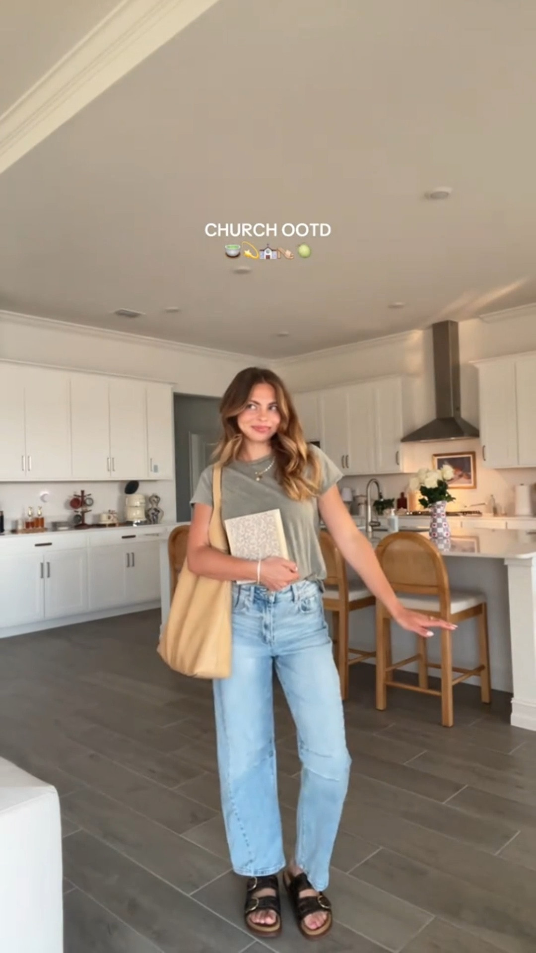 Simple little fit today!!! Happy Sunday!! 🫶🏻

#LTKStyleTip #LTKSeasonal #LTKWatchNow