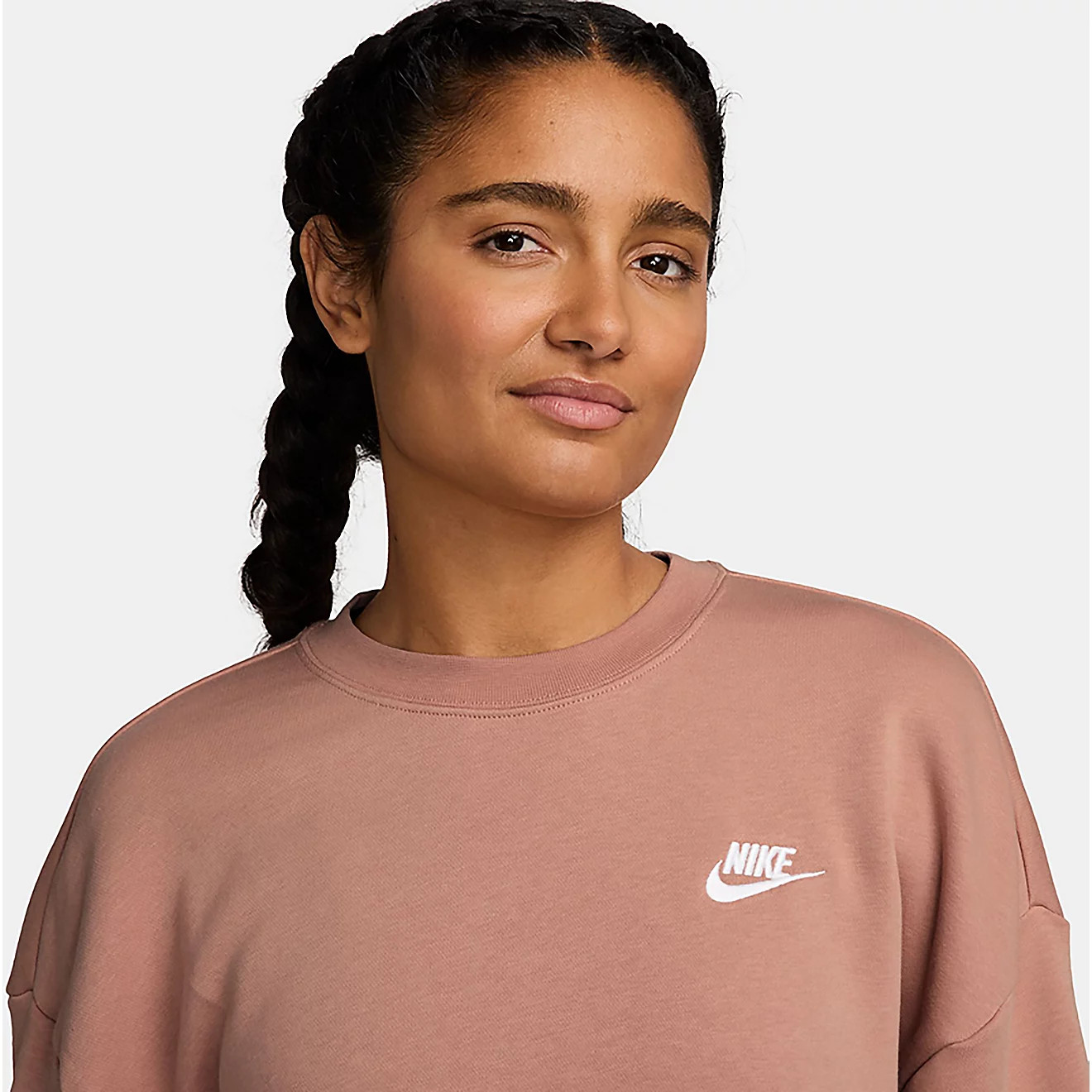 Nike Women's Sportswear Clube Fleece Loose Crew-Neck Sweatshirt | Academy Sports + Outdoors