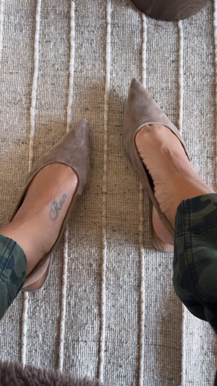 Love these! They fit tts (size down if you are between sizes). I’m a 9.5/10 and did a 10 in these.

#LTKTravel #LTKWorkwear #LTKOver40