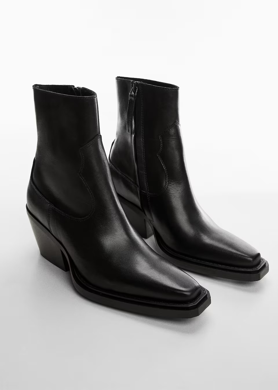 Search: Black boots (35) | Mango USA | MANGO (US)