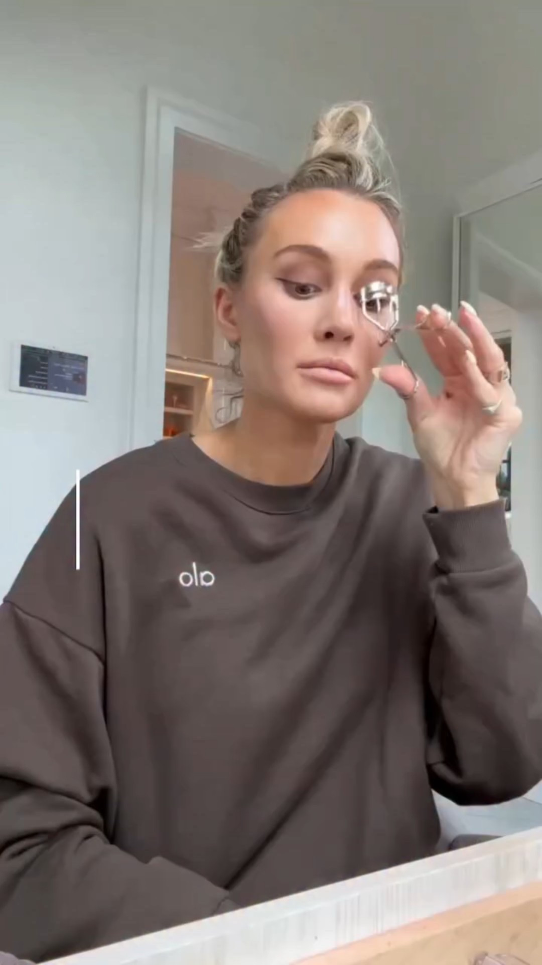 This alo set is perfect for running errands and all the mom things!

#LTKU #LTKActive #LTKStyleTip