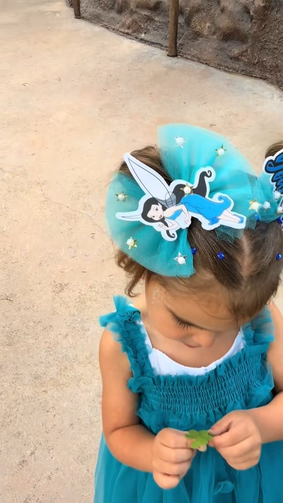 Fairy hair with all the sparkles and gems!🧚🏼✨ Perfect for any girly day or a trip to Disney Parks!

Disneyland OOTD, fairy makeup, fairy hair, toddler girl hair

#LTKBeauty #LTKFestival #LTKKids