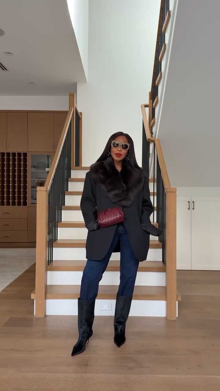 I'm so impressed with these Spanx jeans. They're comfortable and flattering 

 #LTKWatchNow #LTKStyleTip