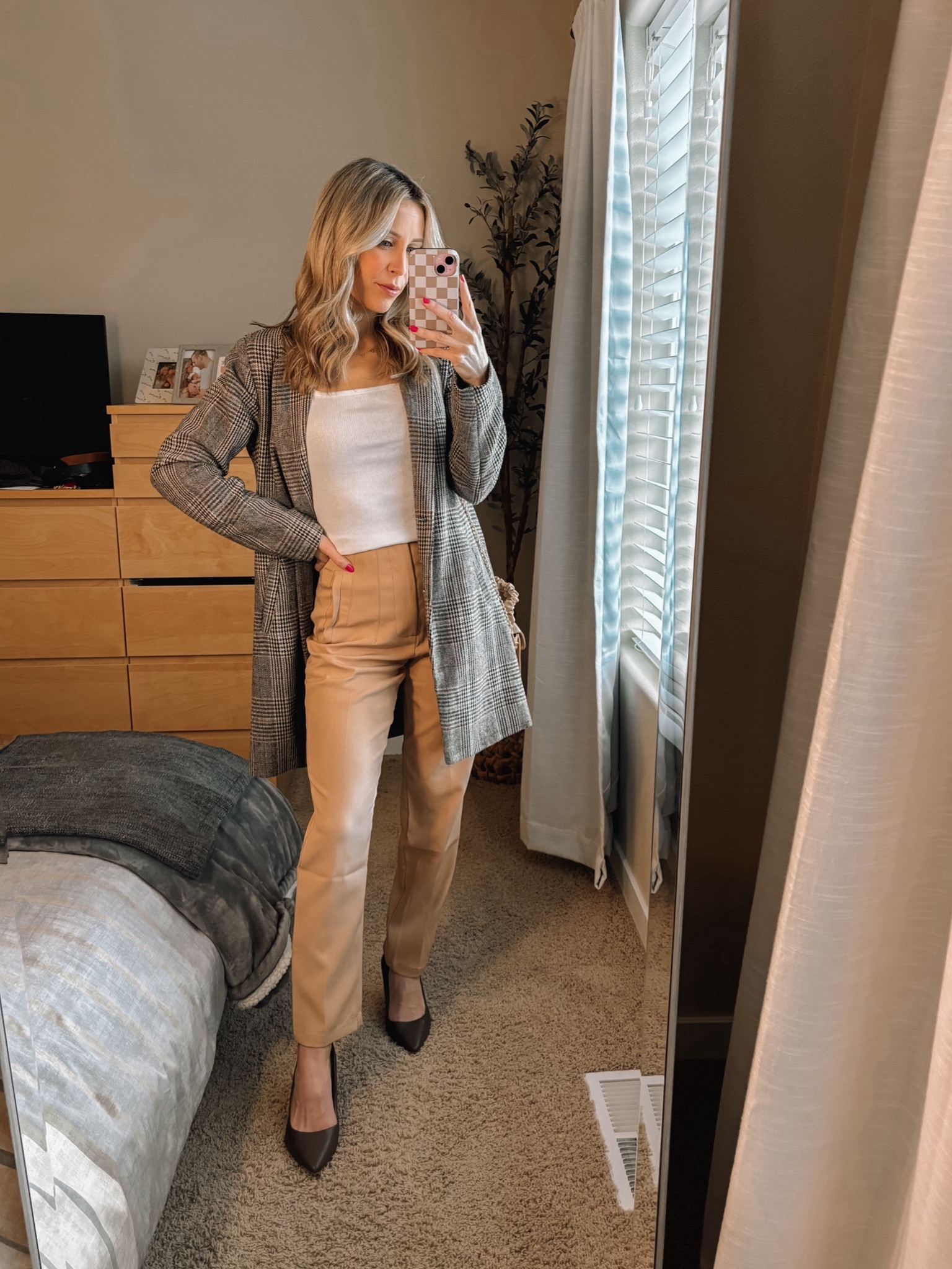 Work outfit wearing size XS in top and bottom and coat

#LTKSeasonal #LTKfindsunder50 #LTKstyletip