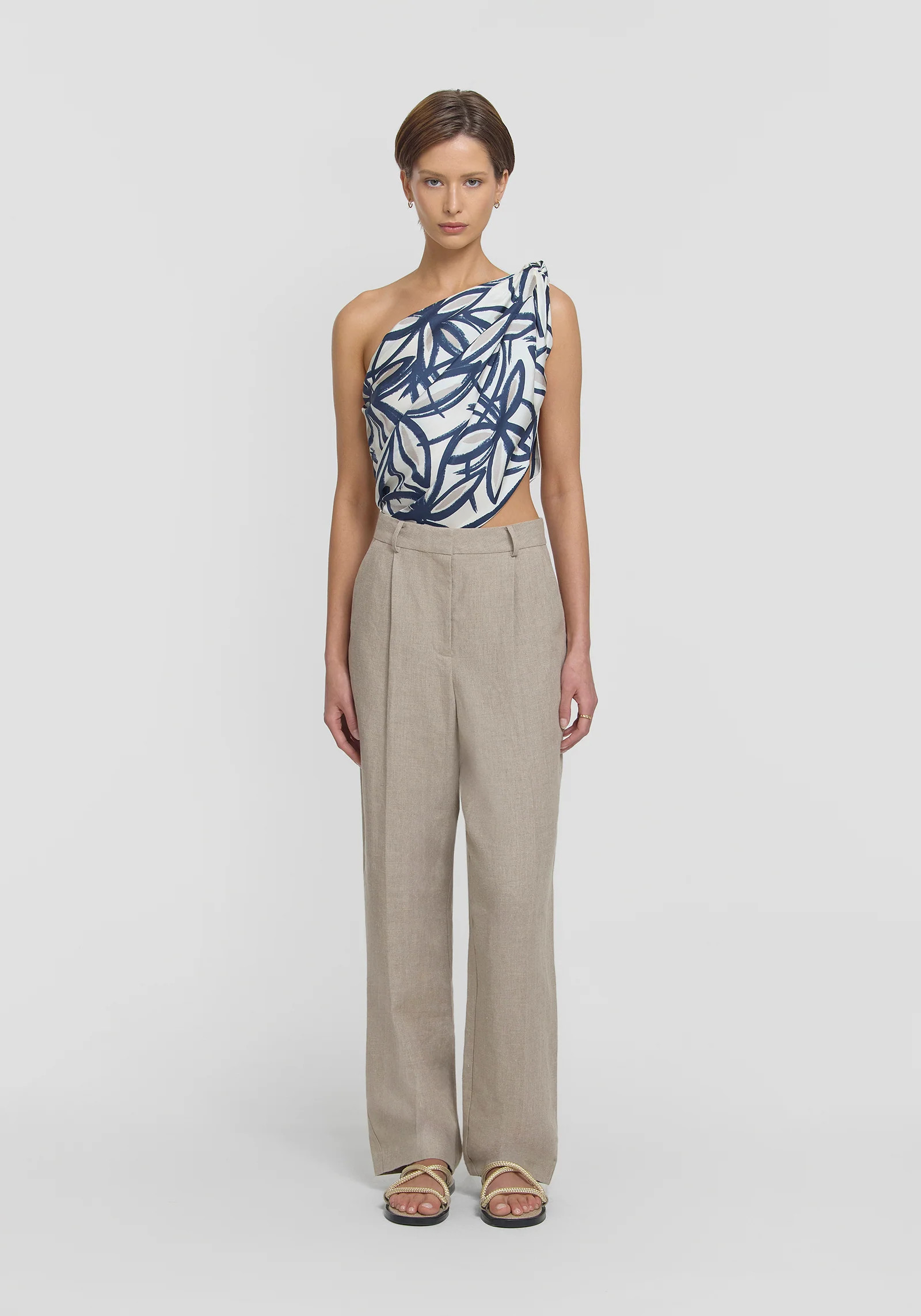 Mae Scarf IN BLACK, FLORAL, WHITE | ACCESSORIES | VIKTORIA & WOODS | Viktoria & Woods