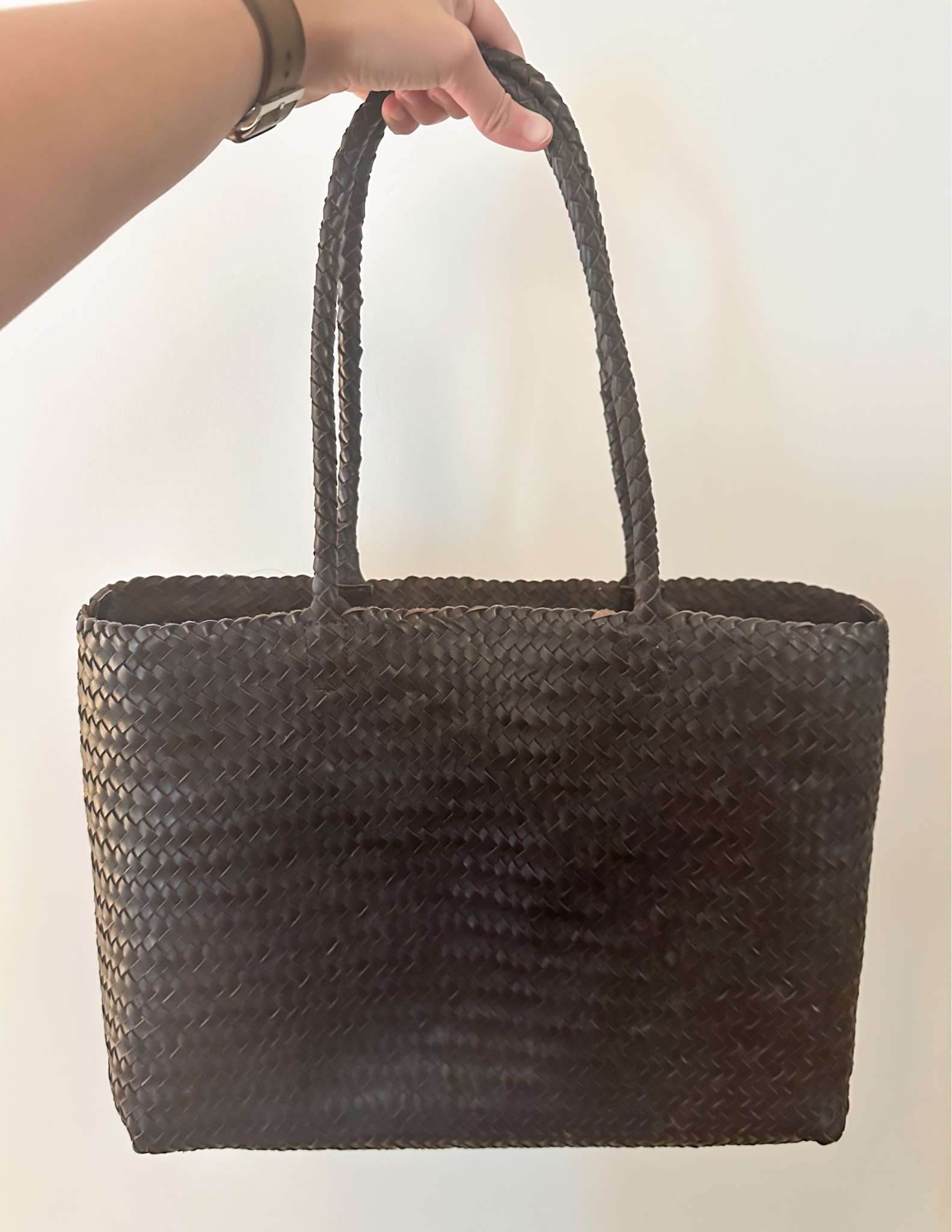 My woven tote is on sale this weekend! Copy the code! 

Madewell sale, Madewell tote

#LTKootd #LTKxMadewell #LTKSaleAlert