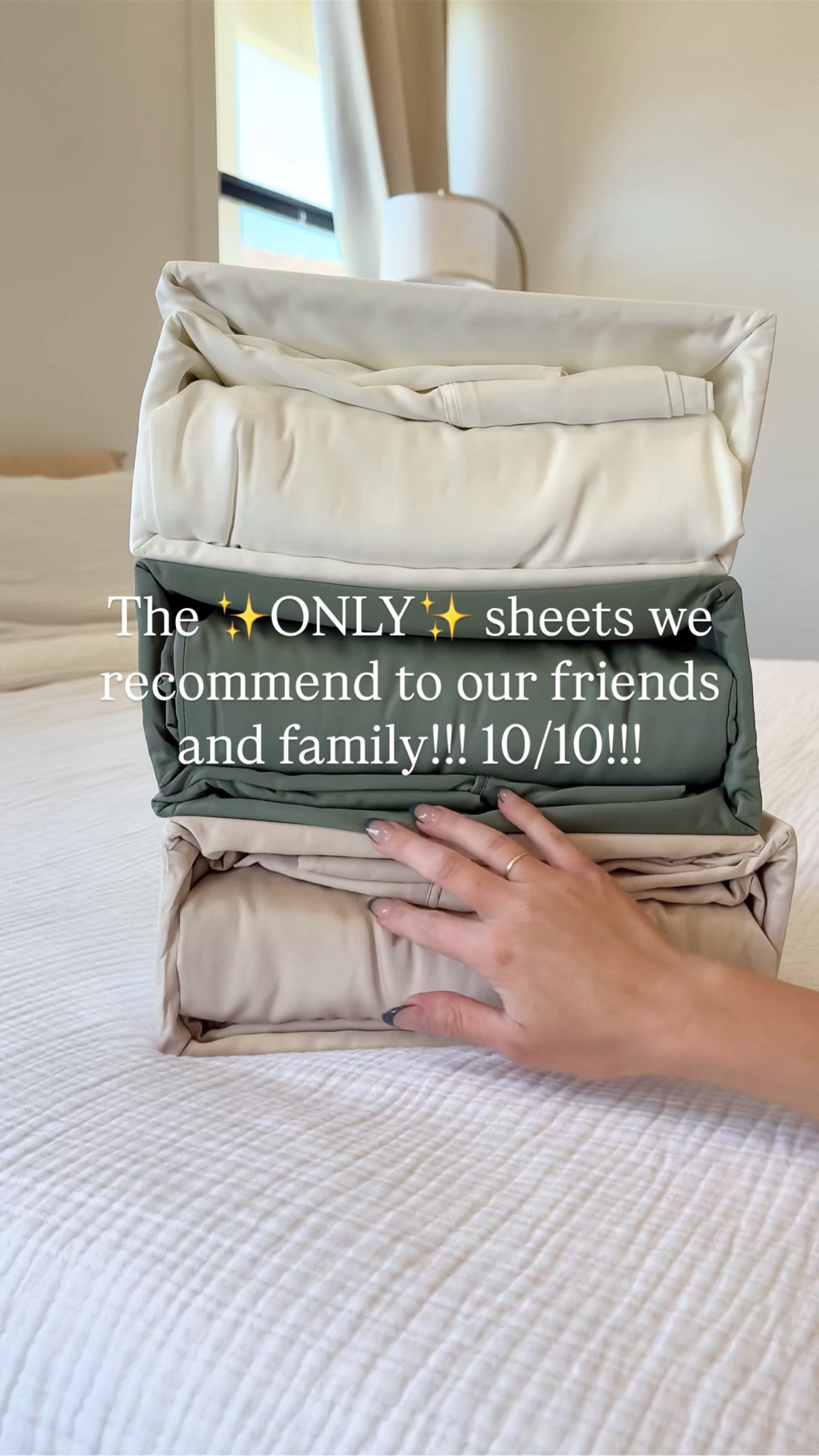 We are obsessed with these luxuriously soft bamboo sheets from Amazon!! We give them as gifts and have them on EVERY bed in our own homes!!! You have to try them!!! 💁🏻‍♀️🫶🏻

#amazonhome #thesistershoppers #cozybedding #amazonfinds #luxuriouslife

#LTKHome #LTKselfcare