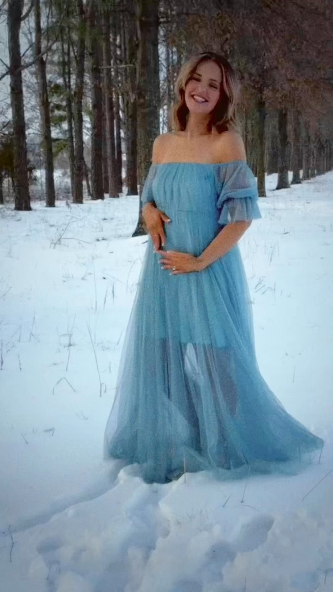 10/10 recommend taking maternity photos in the snow! wearing a medium in the amazon maternity dress! 

#LTKBump #LTKBaby