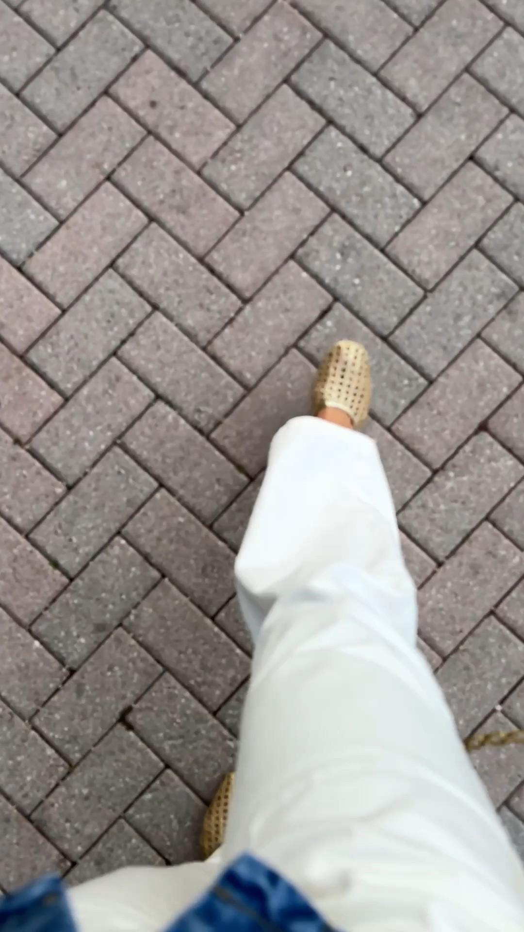 Gold ballet flats for summerb 

#LTKgrwm #LTKootd #LTKWorkwear