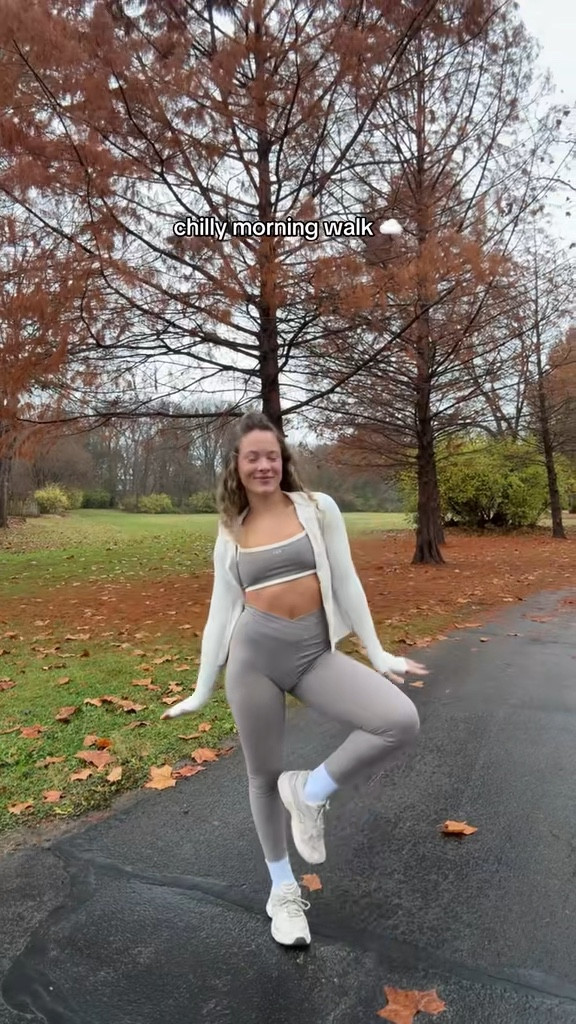 favorite set EVER fits sooo good 🩶

#LTKActive #LTKootd #LTKfitnessgoals