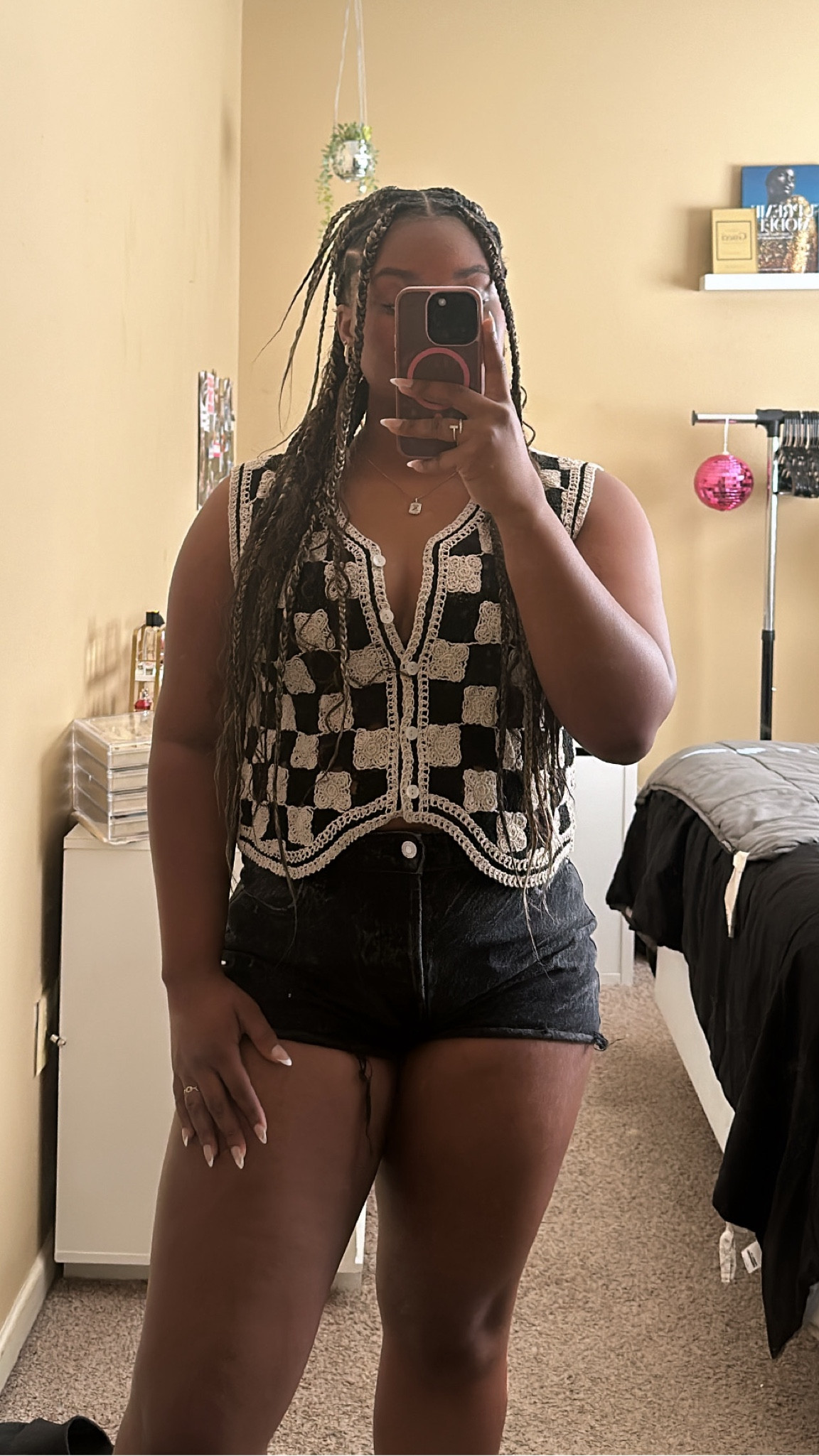 Black and white fall outfit 🖤 

#LTKFindsUnder50 #LTKBacktoSchool #LTKSeasonal