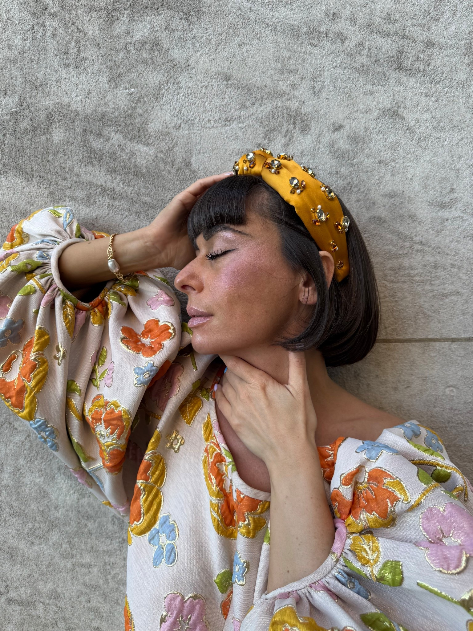 Sometimes all you need is the right headband to change the whole mood 👑 #LTKxLelesadoughi 

#LTKFindsUnder100 #LTKStyleTip