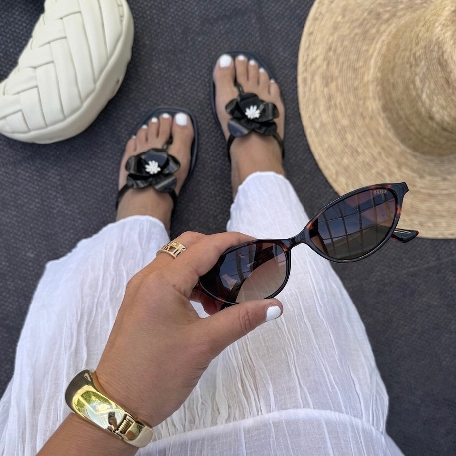 Tory Burch sandals 50% off now $79 in white 