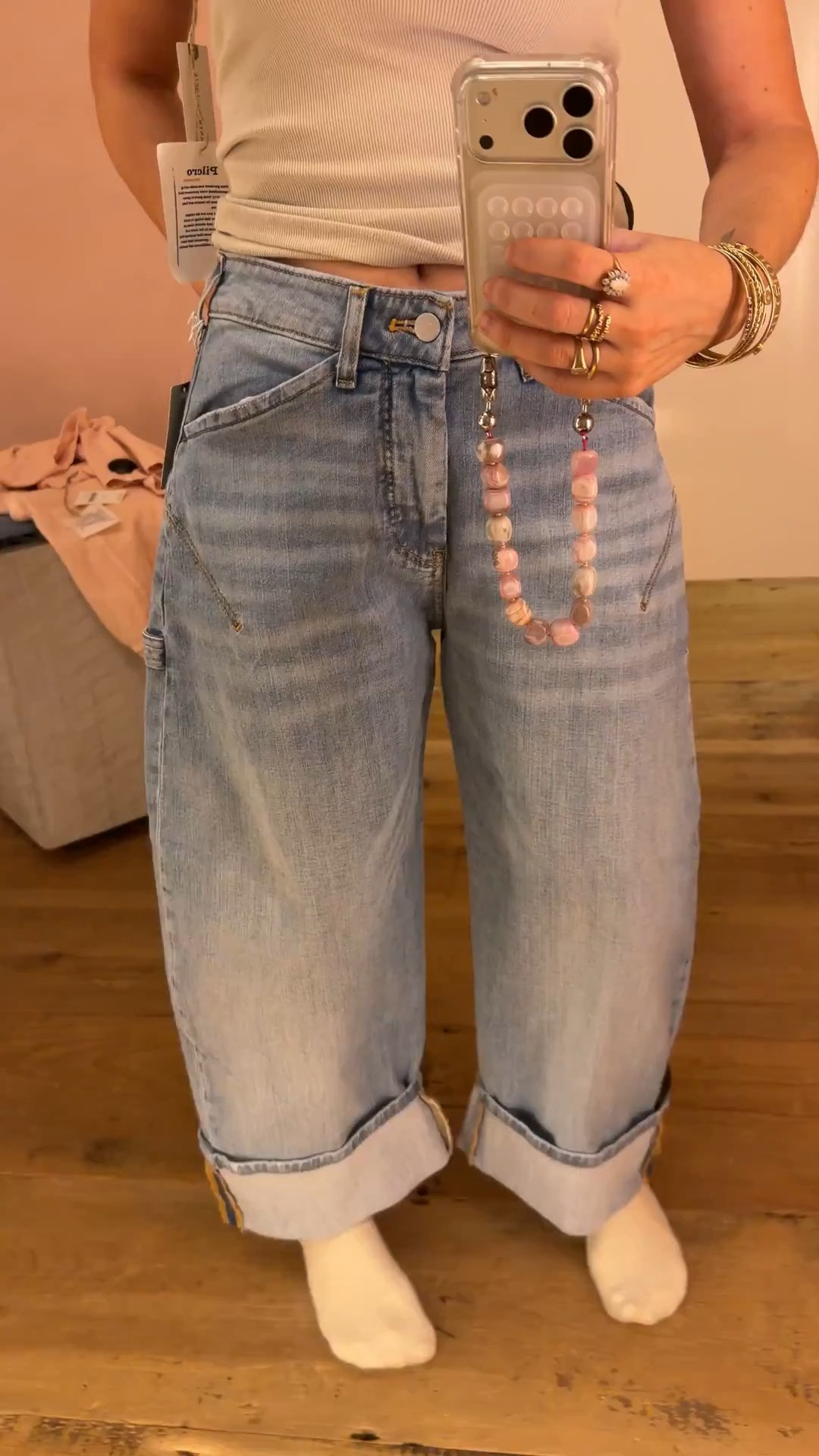 Back in stock! The perfect barrel jeans for petite girls!

#LTKootd