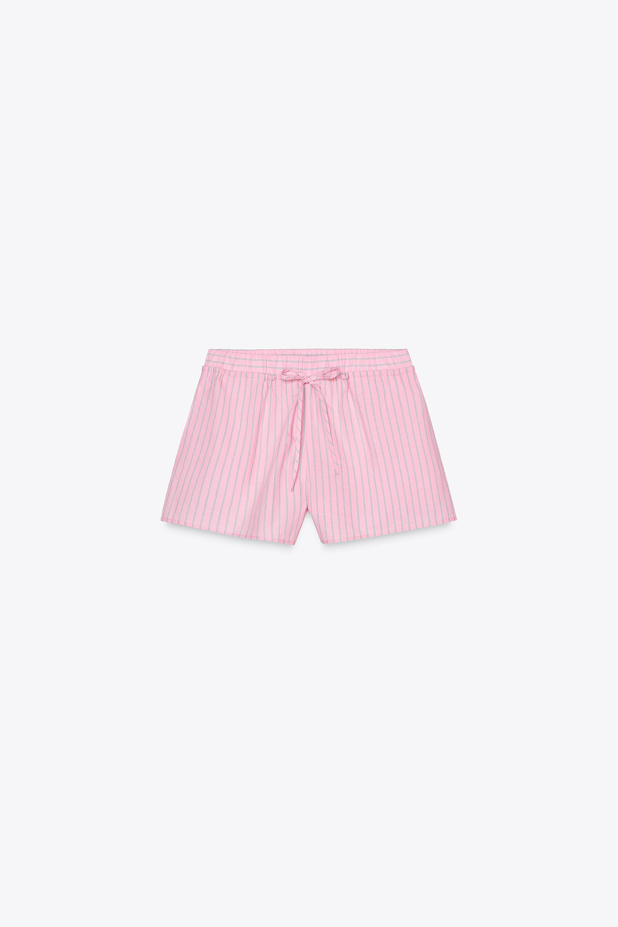 Mid-rise shorts with adjustable drawstring elastic waistband. Side pockets. | Zara US