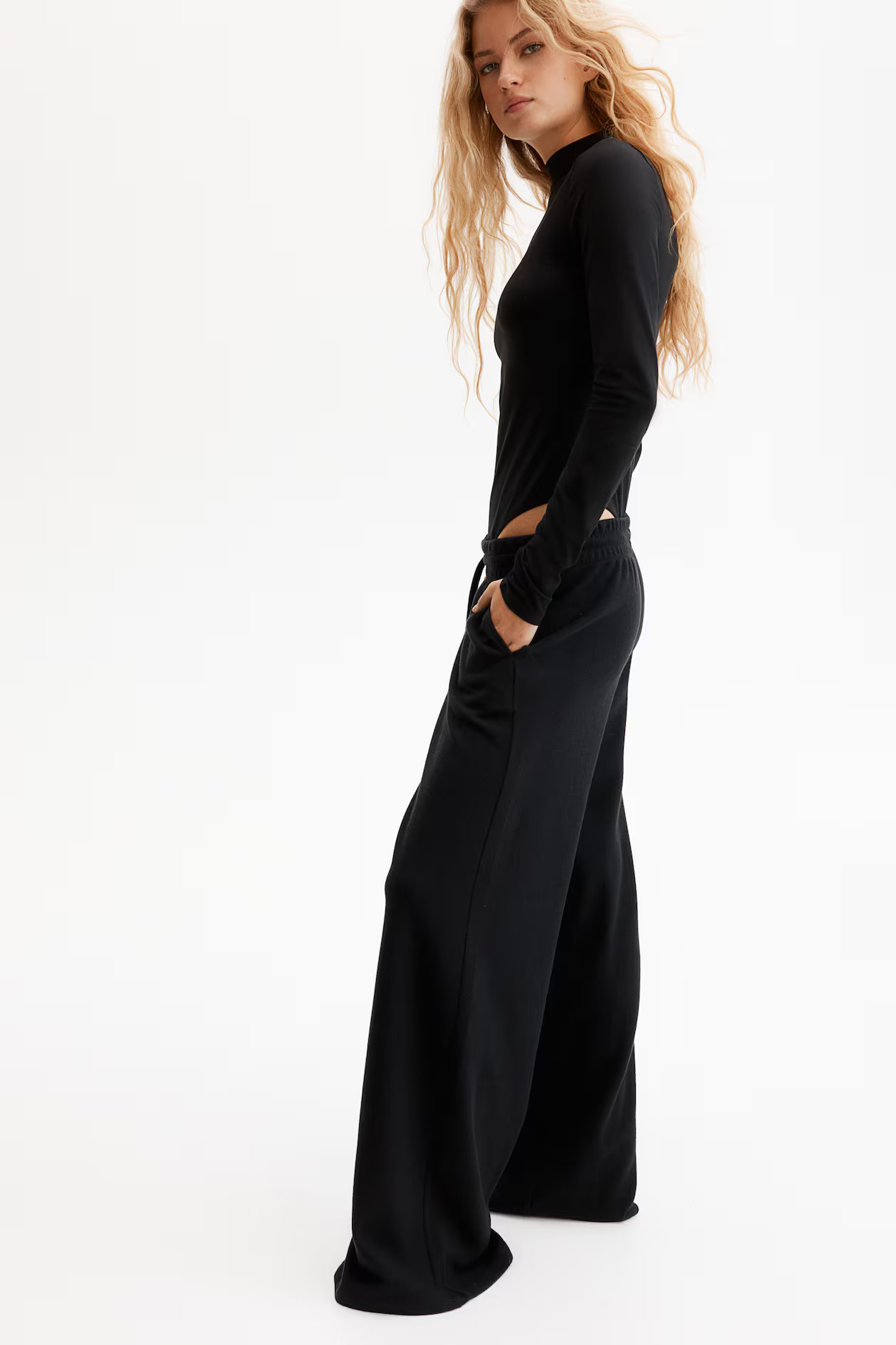 Turtleneck thong body | H&M (UK, MY, IN, SG, PH, TW, HK)