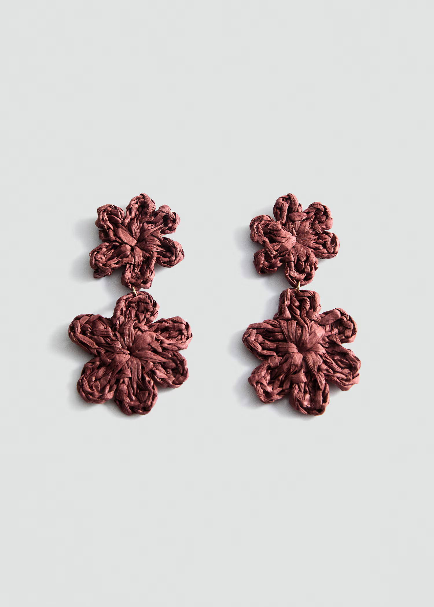 Flowers raffia earrings - Women | MANGO United Kingdom | MANGO (UK)