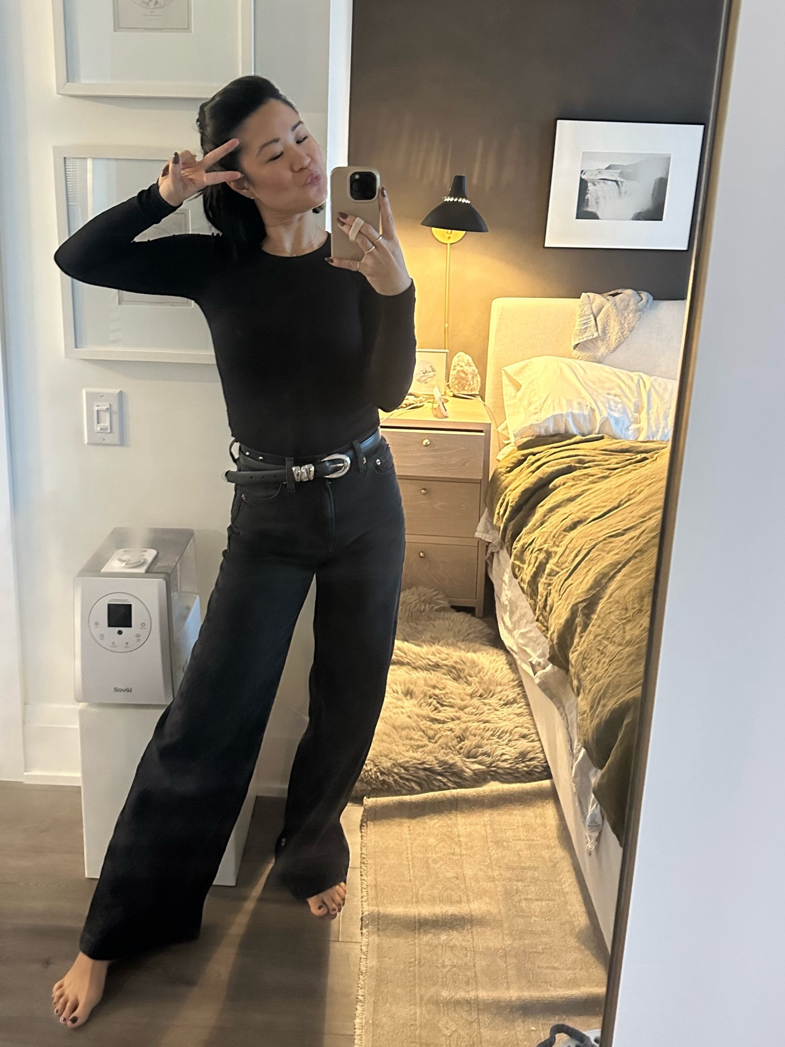 My favourite jeans 🖤

#LTKSeasonal