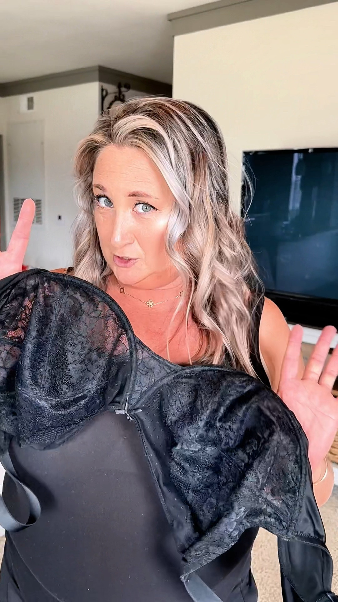 If you have a unique bra size, this is the bra for you! 

#LTKStyleTip #LTKMidsize #LTKVideo