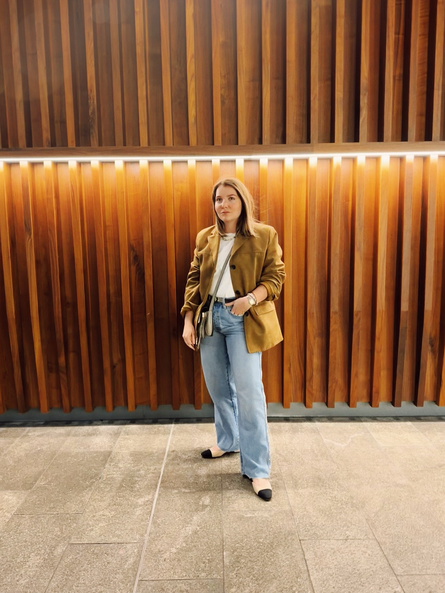 I walked out of H&M with 2 new jackets and this one I had to put on right away ! 

#LTKSaleAlert #LTKStyleTip #LTKFindsUnder100