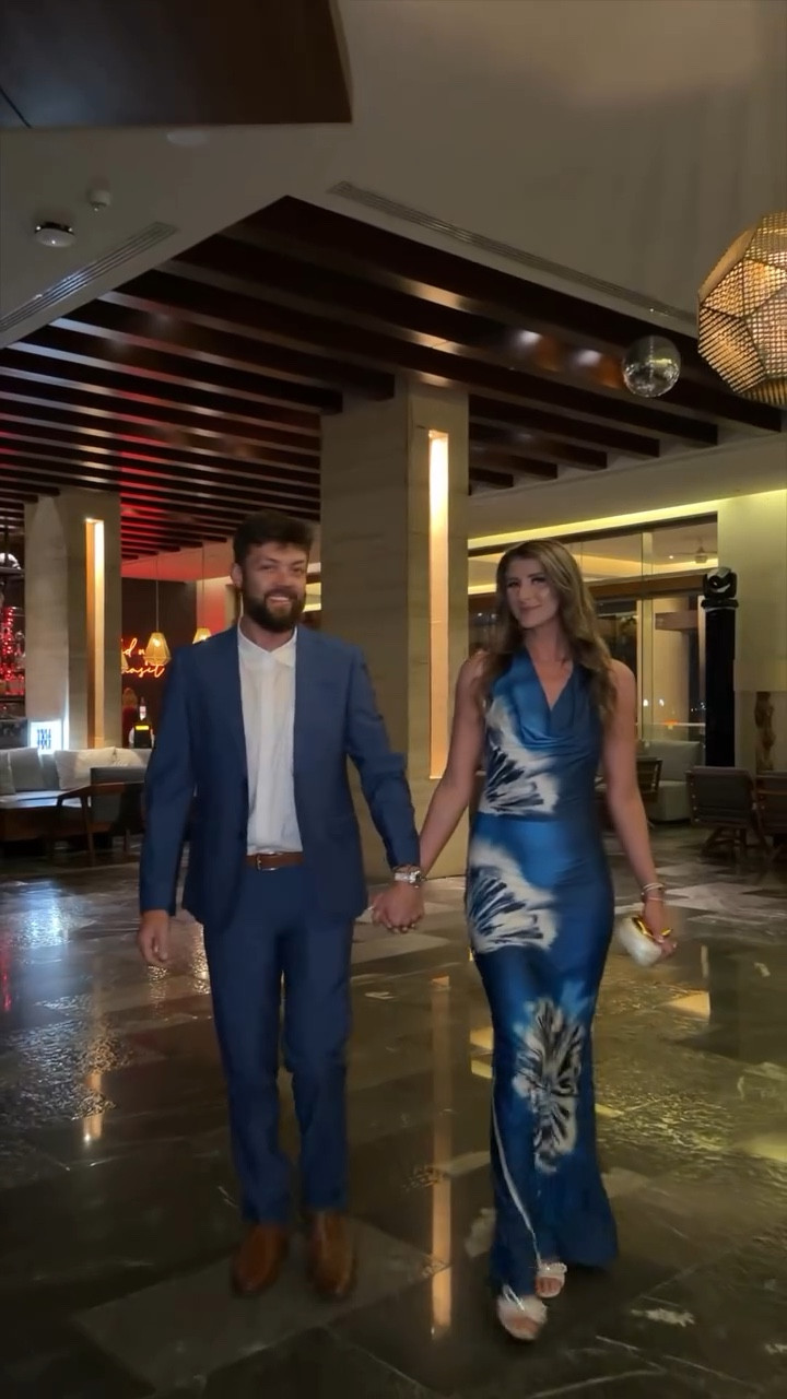 Night 1-Something Blue Before We Do💙

Content Creator: @sobridalsocial 
Venue: @hyattzivacancun