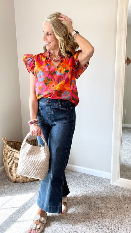 These Spanx jeans are one of my go to’s 
Wearing small. Code LISAXSPANX 
Cute too from Avara size small Code COAST15 

These new sandals are FABULOUS 
Cute, trendy and comfortable 

#LTKstyletip #LTKshoecrush #LTKover40