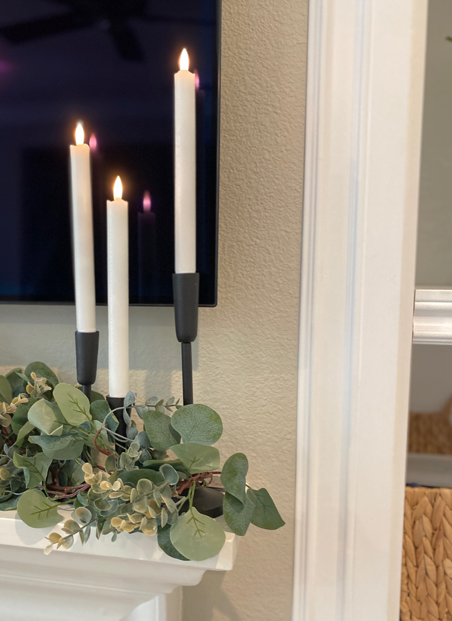 Fireplace decor 🖤

Shop below ⬇️ 

#LTKholidayDecor #LTKfireplacedecor #LTKChristmasDecor #LTKTargetStyle #LTKAmazonFinds

#LTKCyberWeek #LTKHoliday #LTKHome