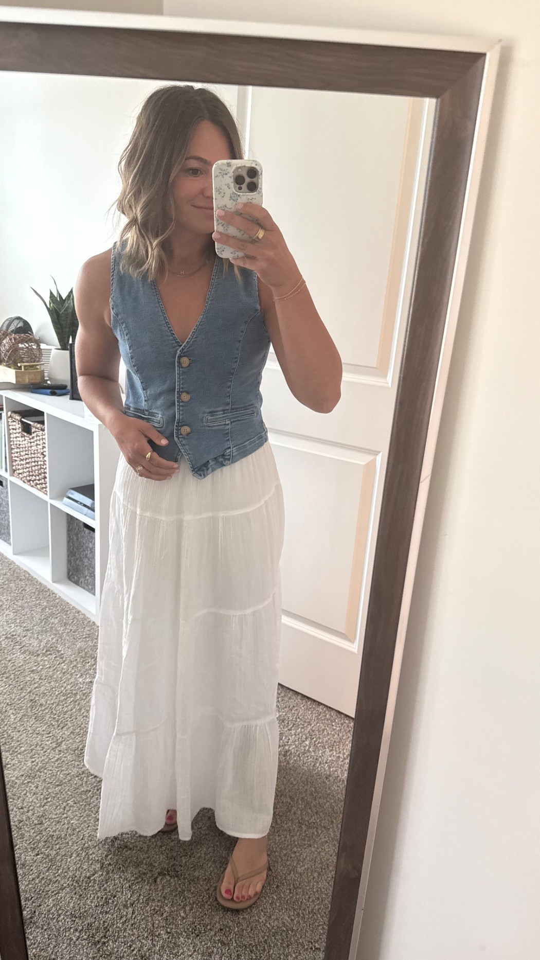 Blurry picture of what I wore for family photos

#LTKFamily #LTKSeasonal