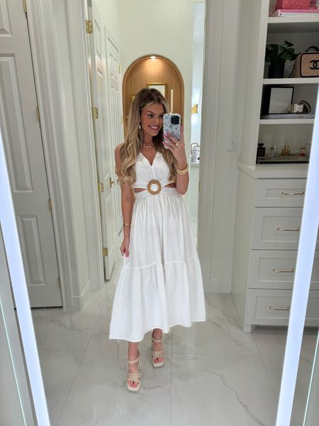 Got the cutest spring new arrivals in from Impeccable Pig! So many spring dresses perfect for any spring event!
Use my code: JESSCRUM for 15% off!

Size: Small

Spring style, spring outfits, spring dresses, midi dress, mini dress, bridal shower guest outfits, baby shower dresses

#LTKfindsunder50 #LTKparties #LTKsalealert