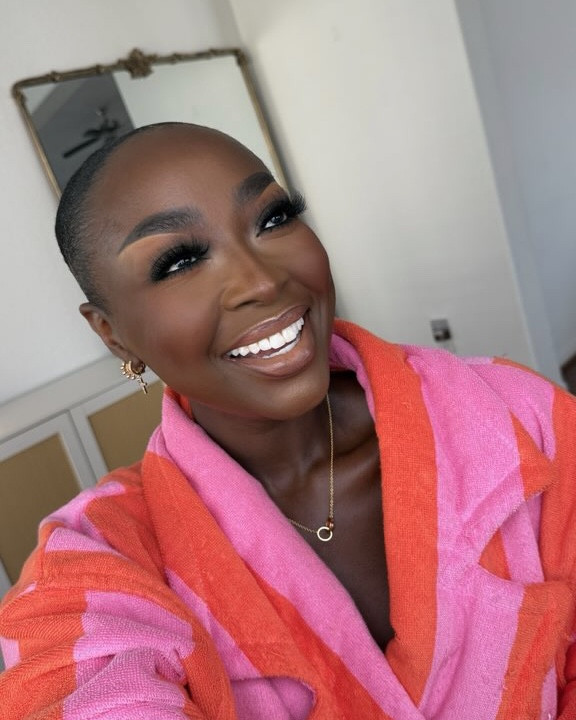 Makeup is done!


#LTKBeauty