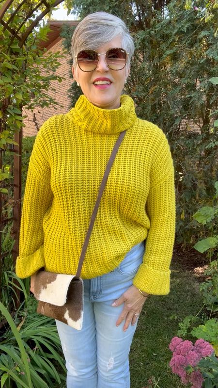 Casual fall look/ oversized turtleneck (s)/j crew jeans (29)/animal print crossbody bag/ Birdies leopard shoe (8)/

#LTKSeasonal #LTKstyletip #LTKitbag