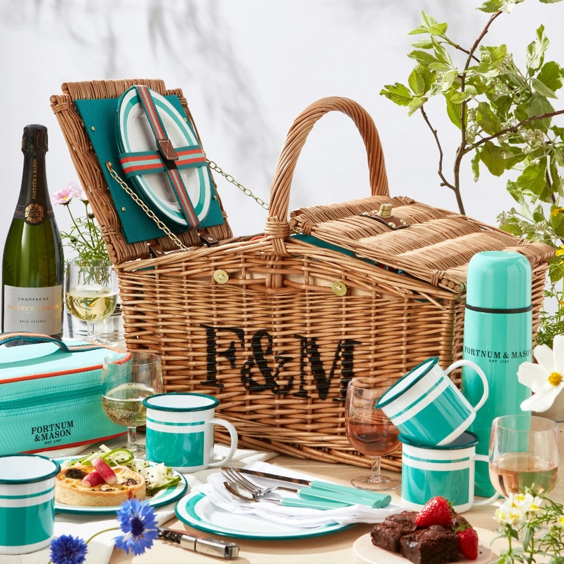 Fortnum’s Huntsman Picnic Hamper for Four | Fortnum & Mason